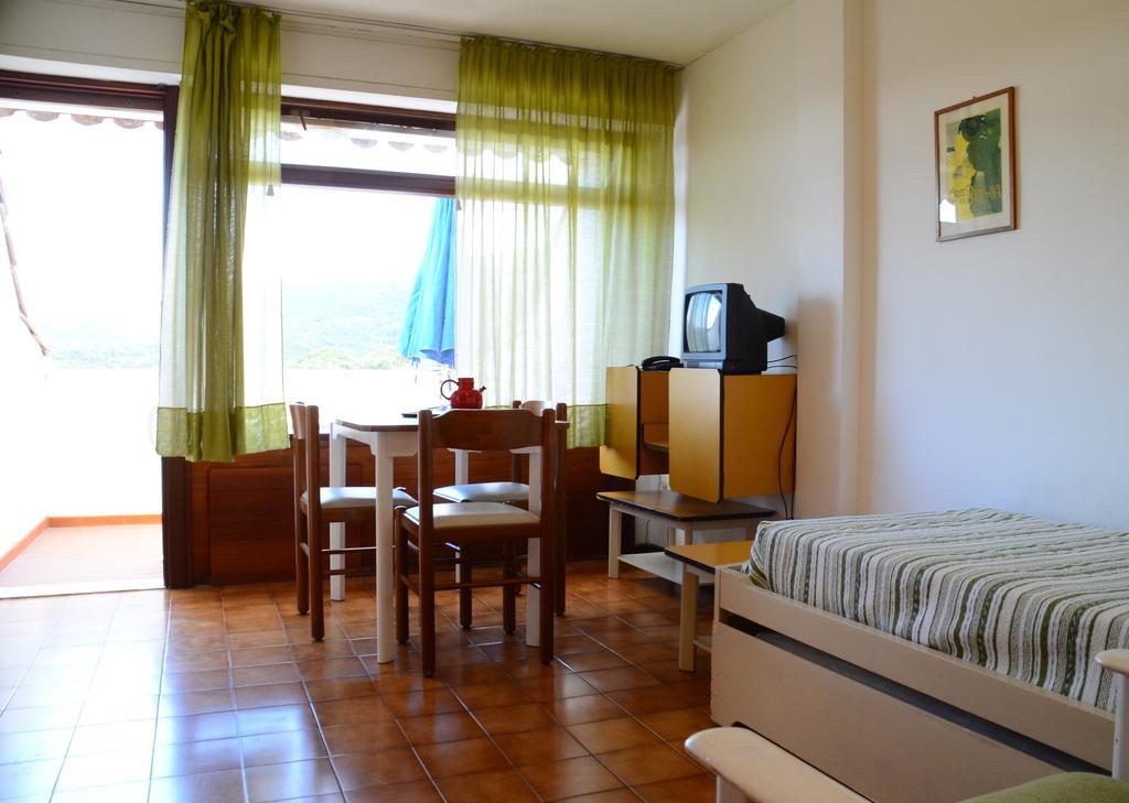 Residence Napoleon Procchio  Habitación foto